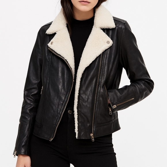 Old Navy Women's Black Faux Leather Jacket with Shearling Collar Size S - Picture 1 of 10